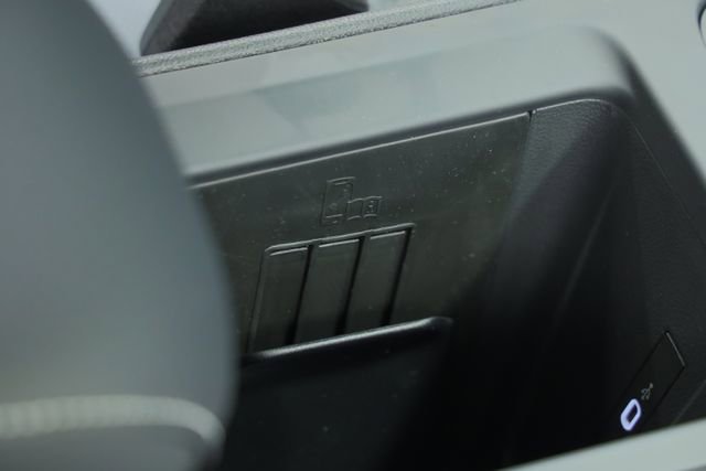 New 2026 Volkswagen Tiguan SE R-Line image 24