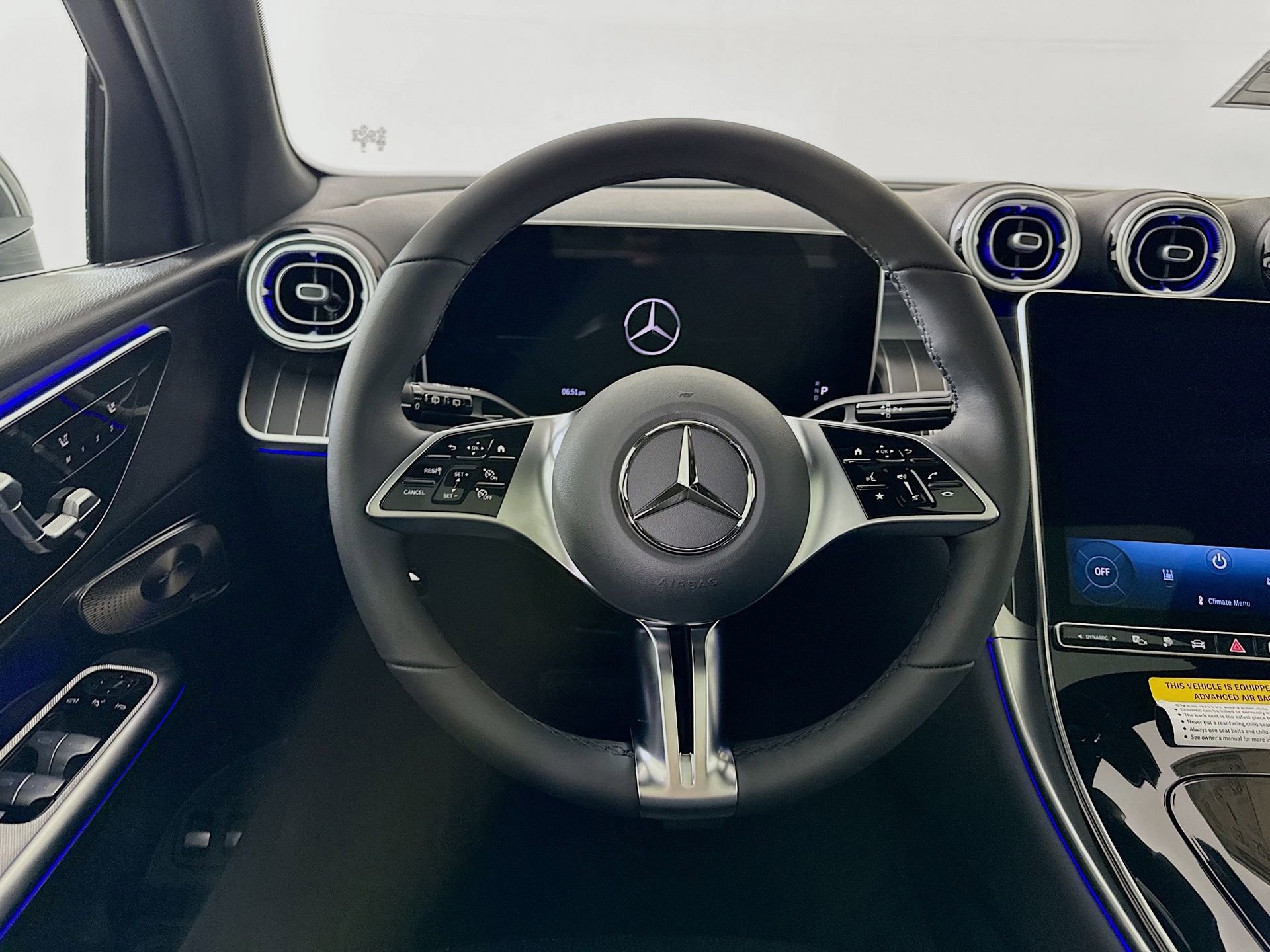 New 2026 Mercedes-Benz GLC 350e 4MATIC image 25