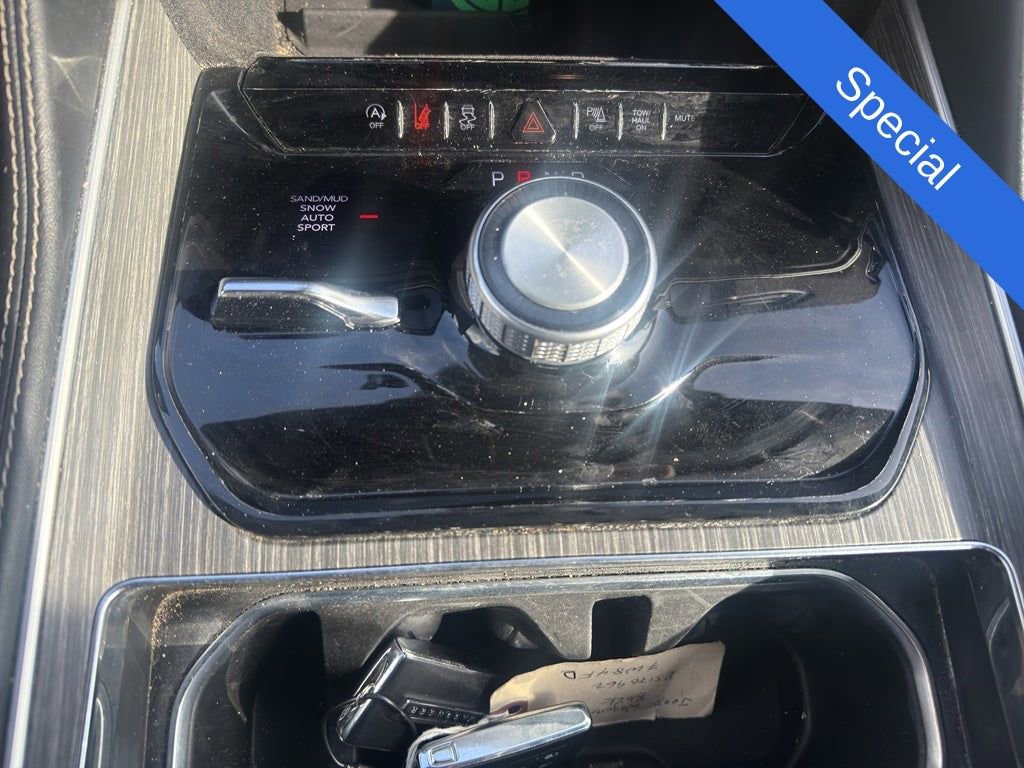 Used 2024 Jeep Wagoneer Series II image 16