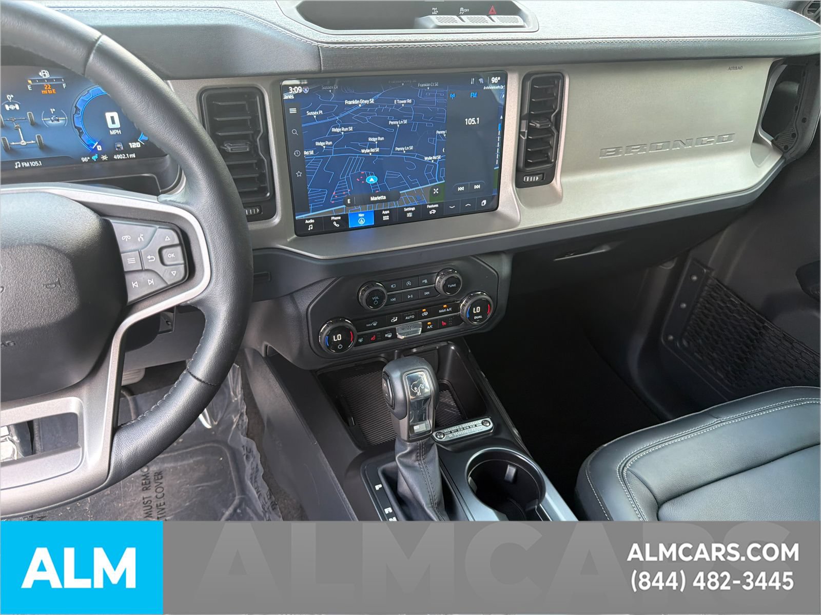 Used 2025 Ford Bronco Outer Banks AWD/4WD image 31