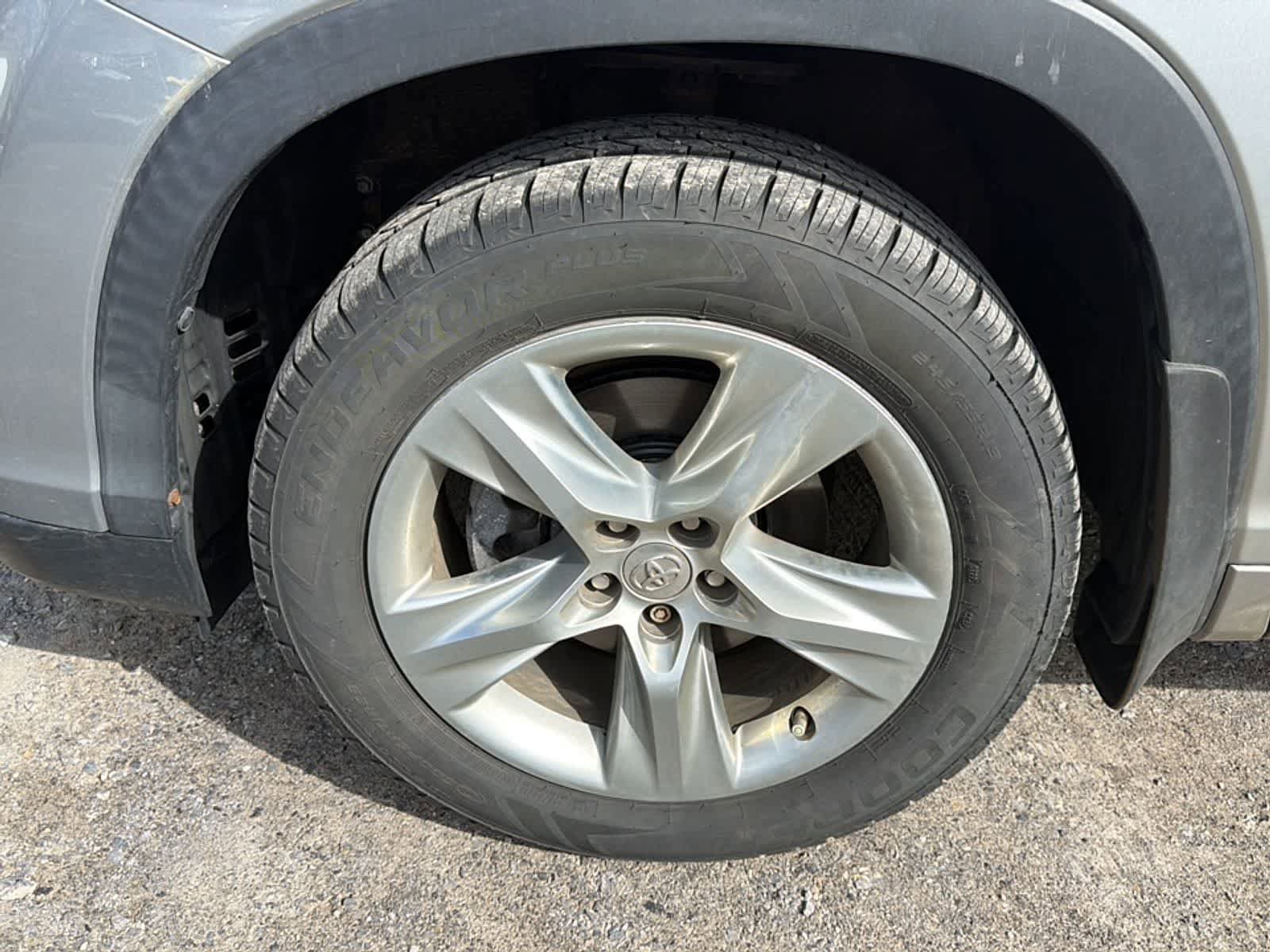 Used 2015 Toyota Highlander Limited image 20