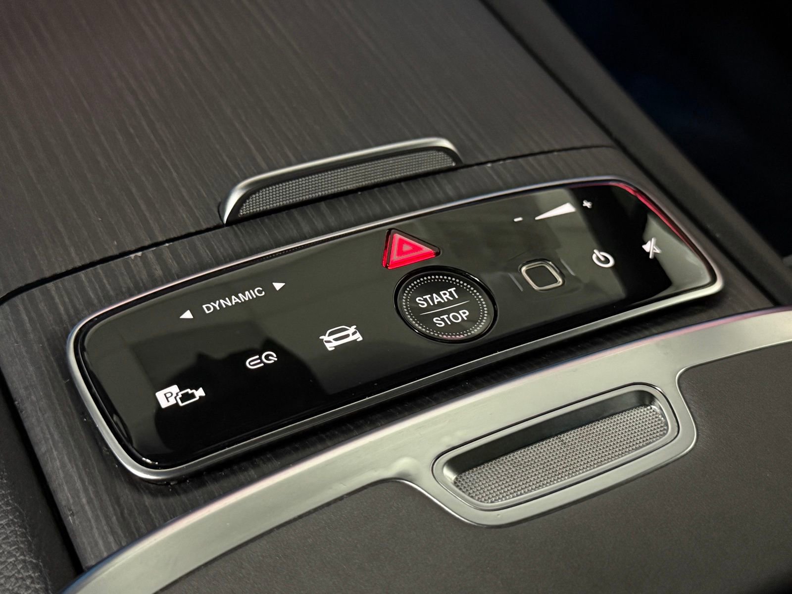 Certified 2023 Mercedes-Benz EQS 580 4MATIC Sedan image 31