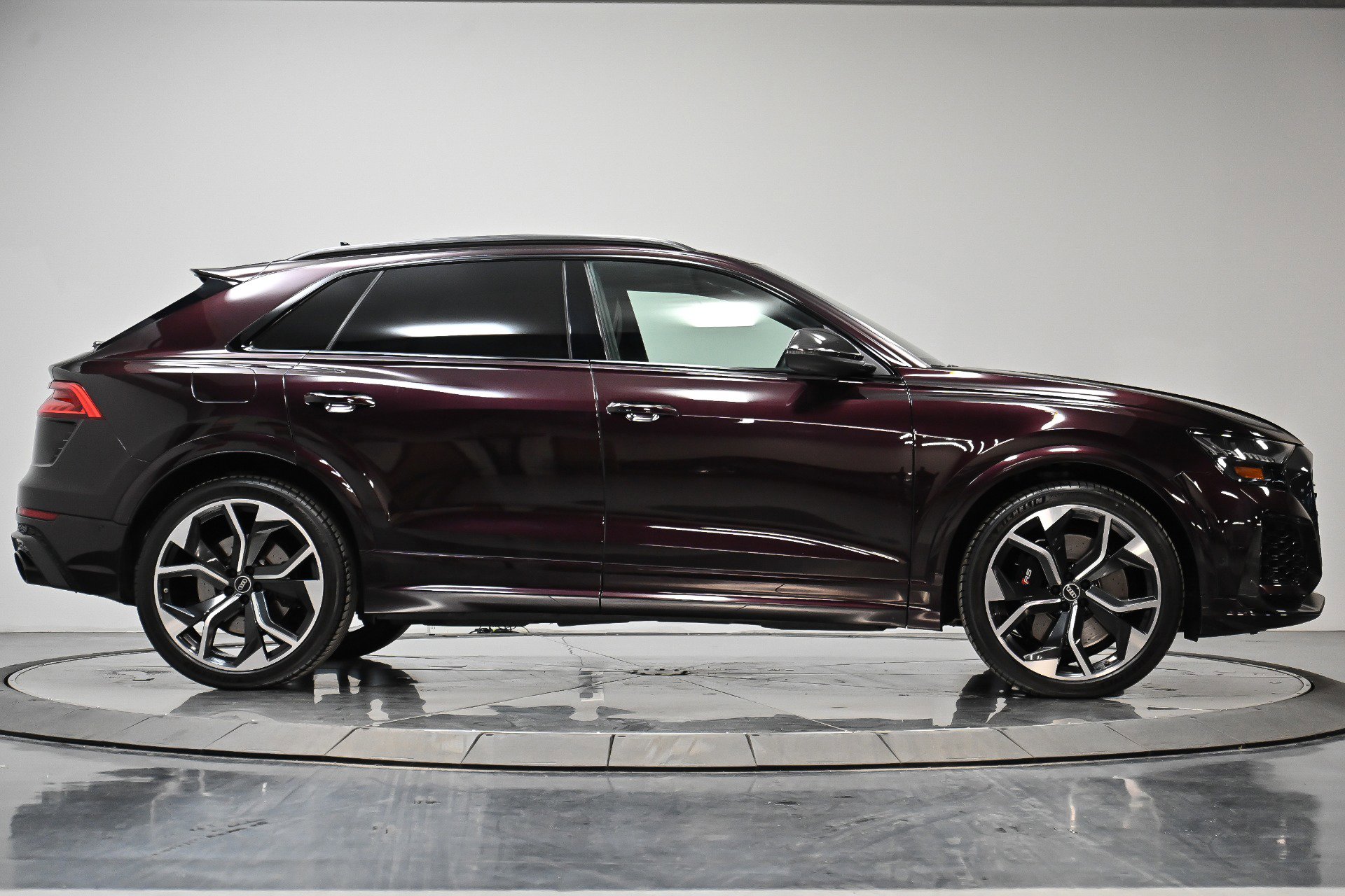 Used 2021 Audi RS Q8 w/ Carbon Optic Package image 12