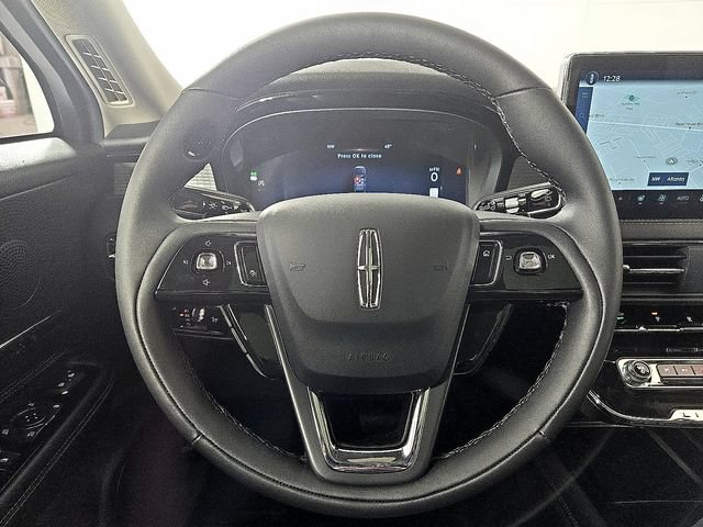 Used 2026 Lincoln Corsair Premiere FWD image 17