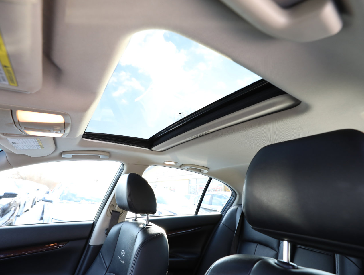 Used 2013 INFINITI G37 x w/ Premium Pkg image 17