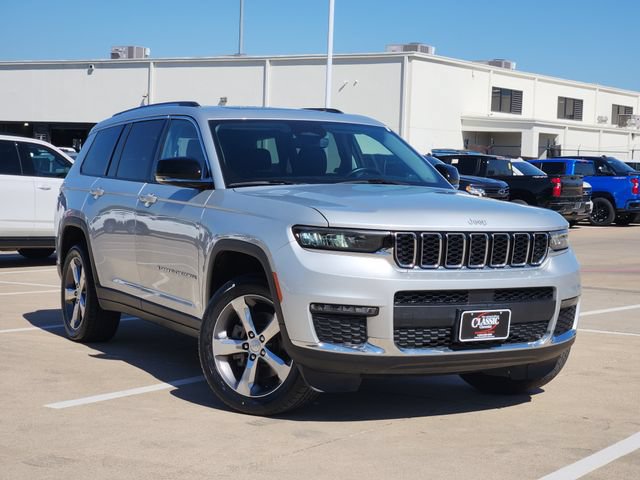 Used 2021 Jeep Grand Cherokee L Limited AWD/4WD image 2