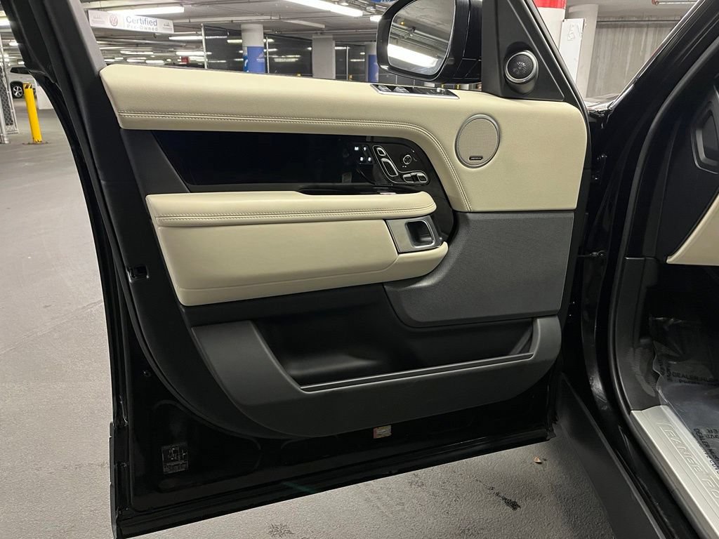 Used 2018 Land Rover Range Rover HSE AWD/4WD image 19