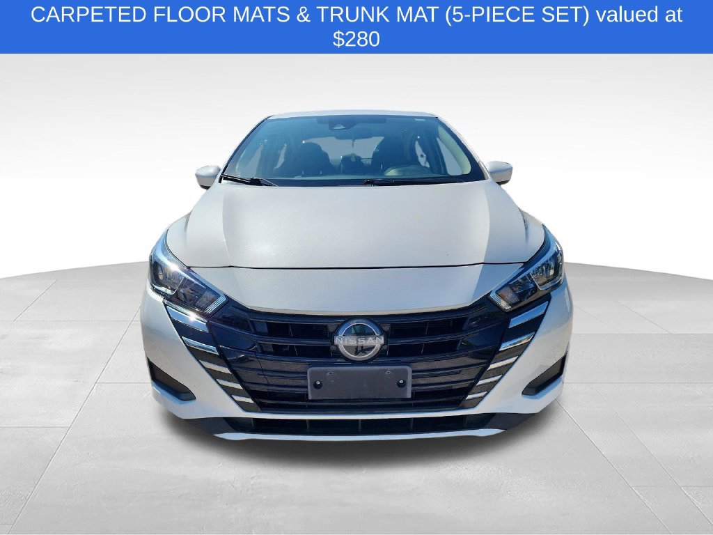 Used 2024 Nissan Versa SV FWD image 2