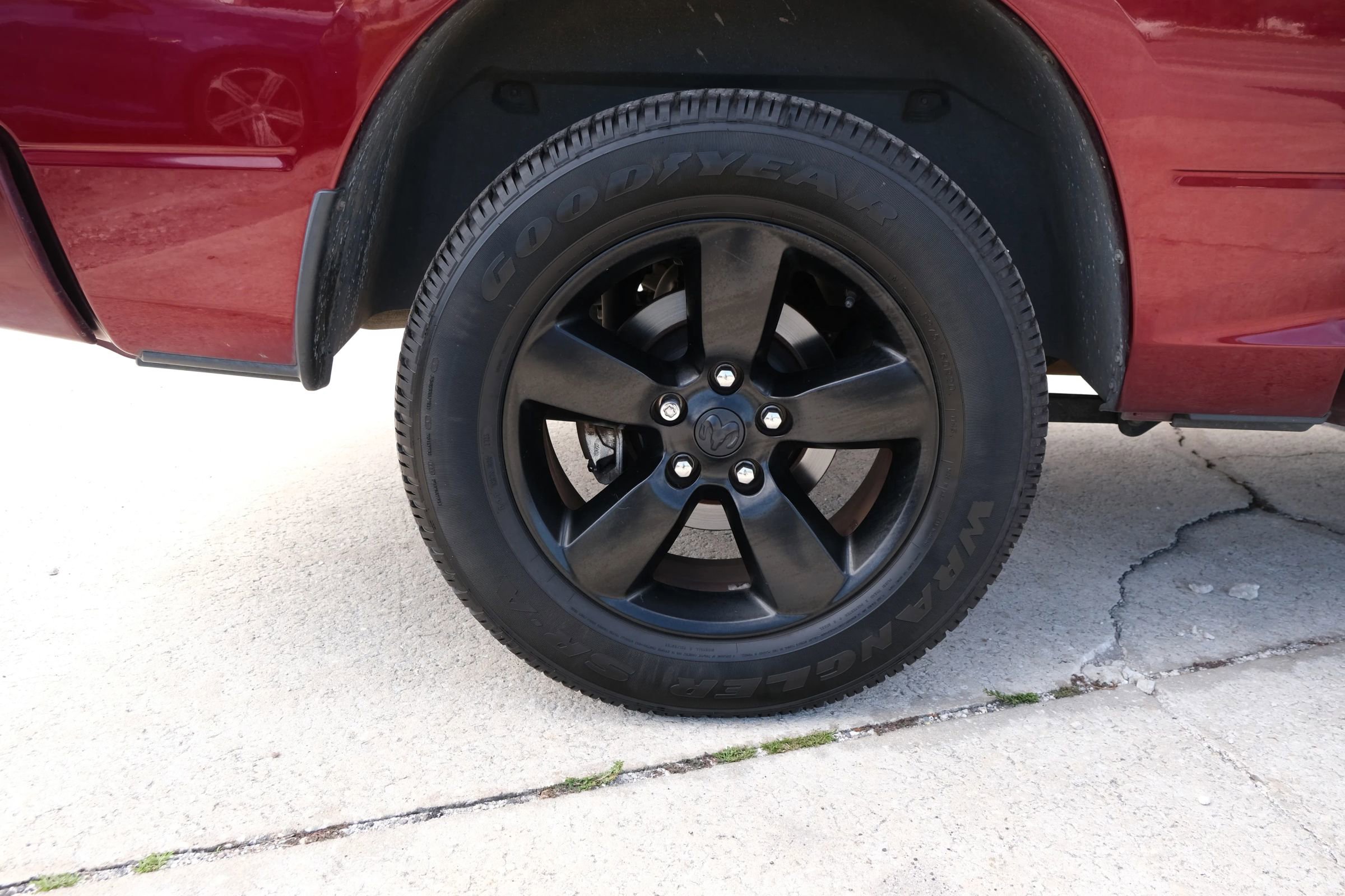 Used 2017 RAM 1500 Express w/ Express Value Package image 16