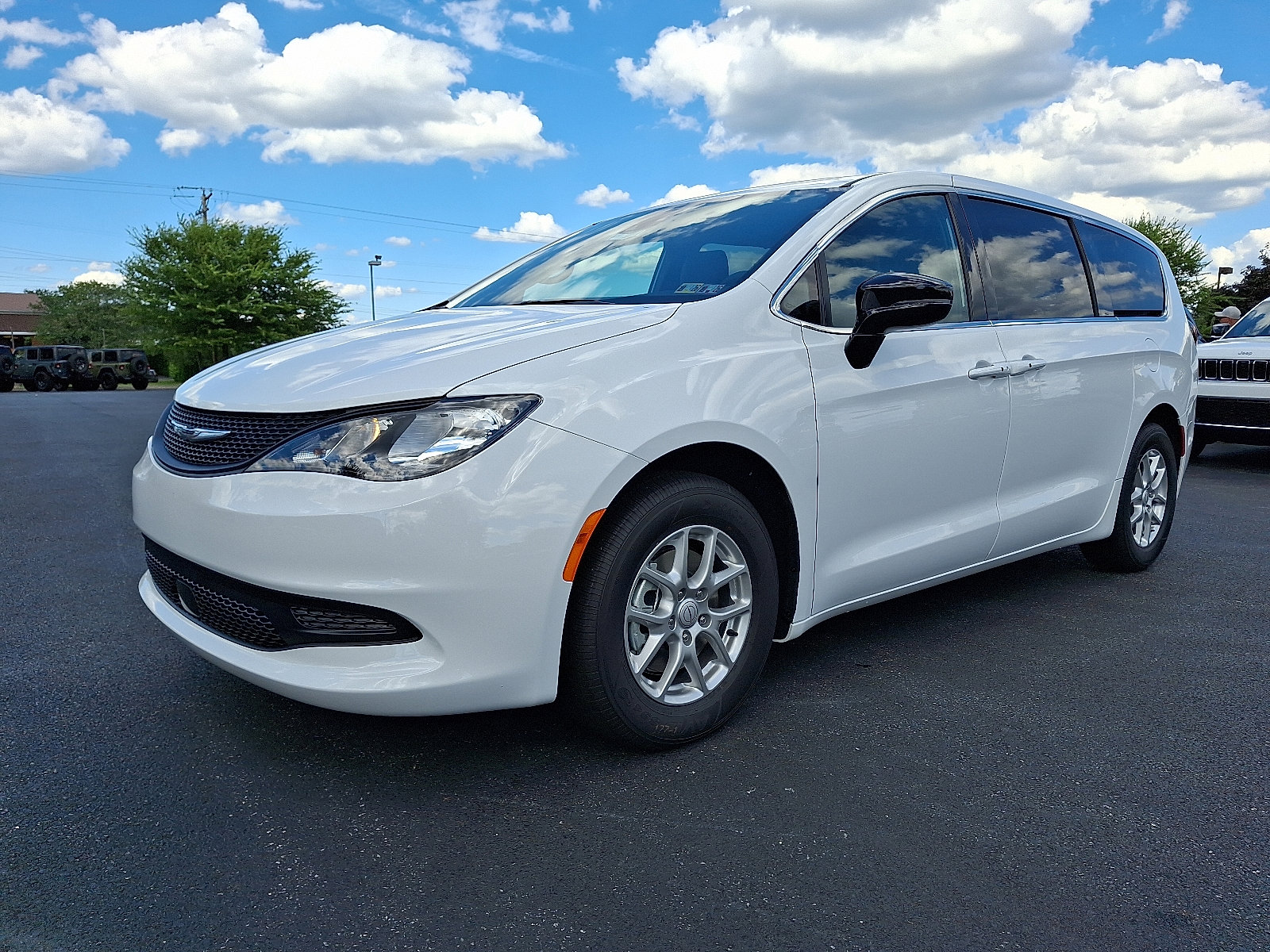 New 2026 Chrysler Voyager LX image 1