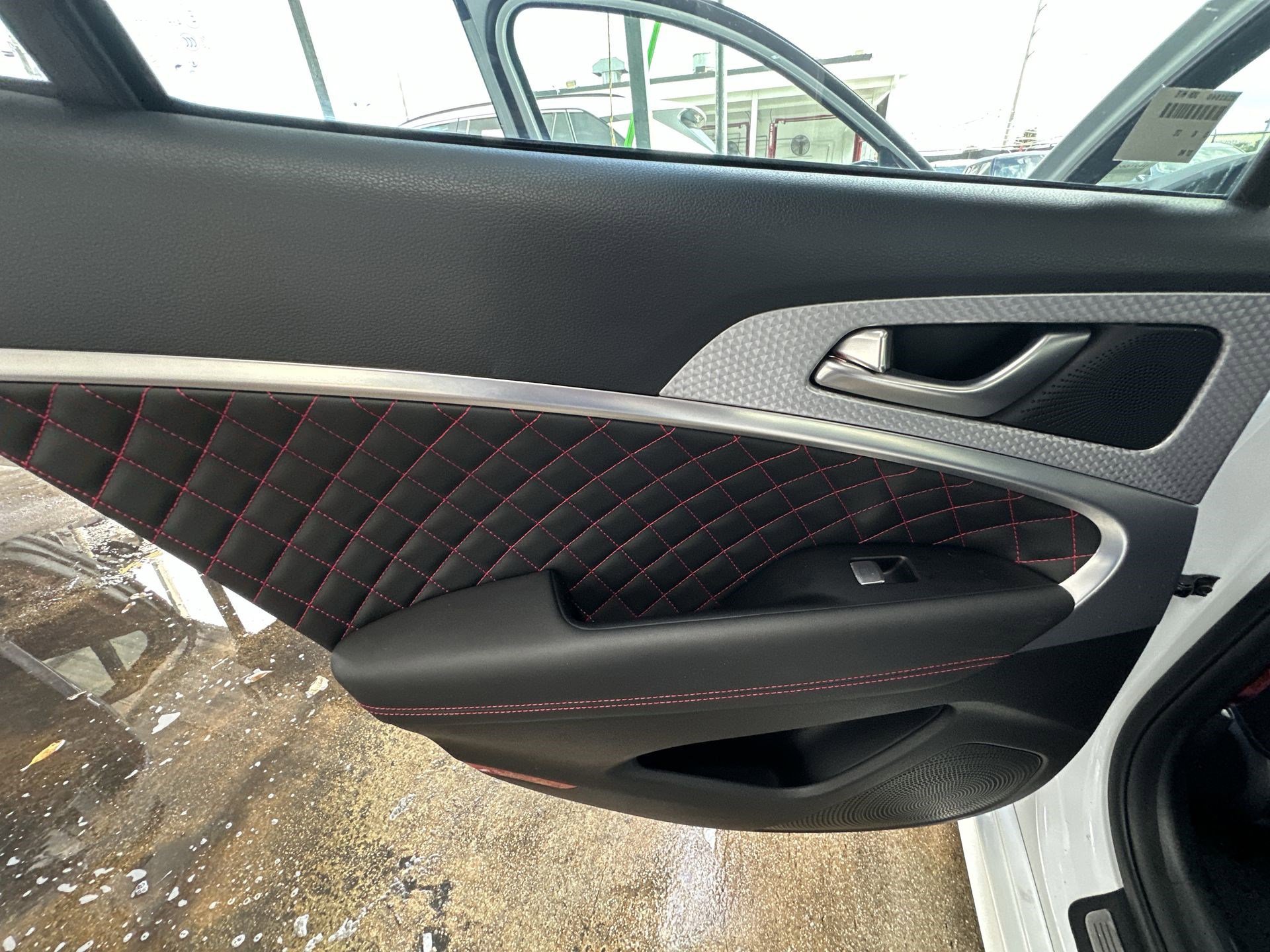 Used 2023 Genesis G70 3.3T w/ Sport Prestige Package image 29