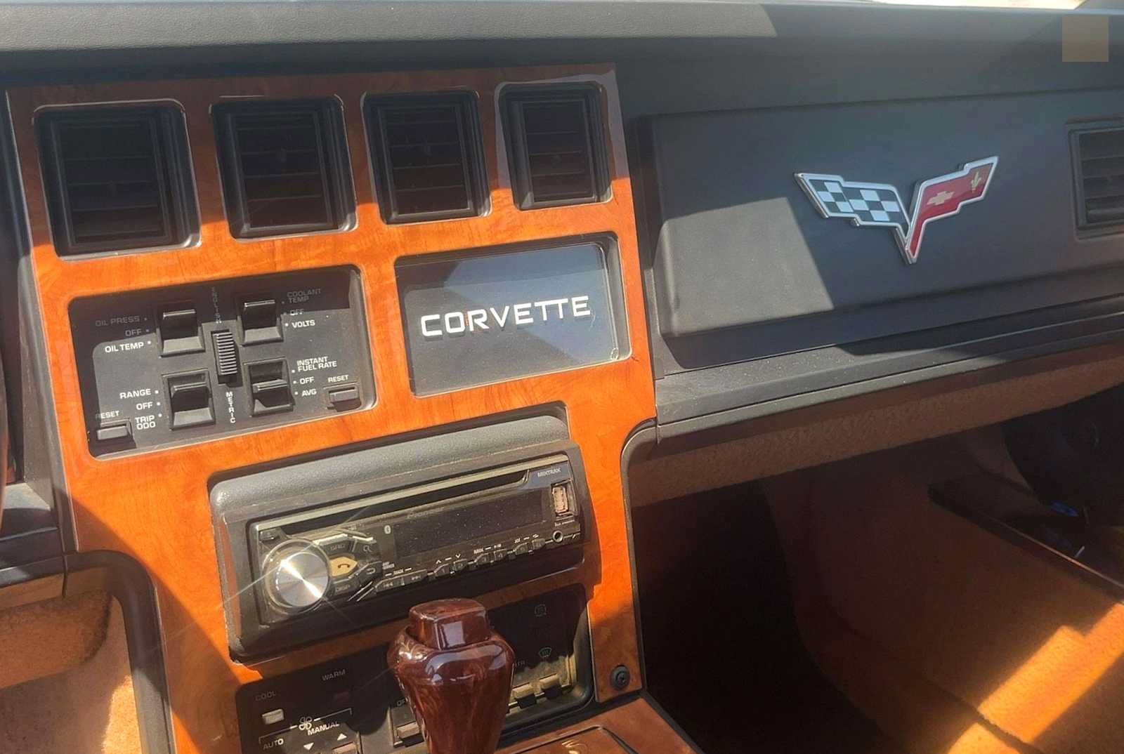 Used 1989 Chevrolet Corvette Convertible RWD image 17