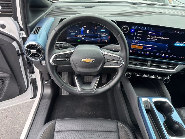 Certified 2024 Chevrolet Equinox EV LT FWD image 14