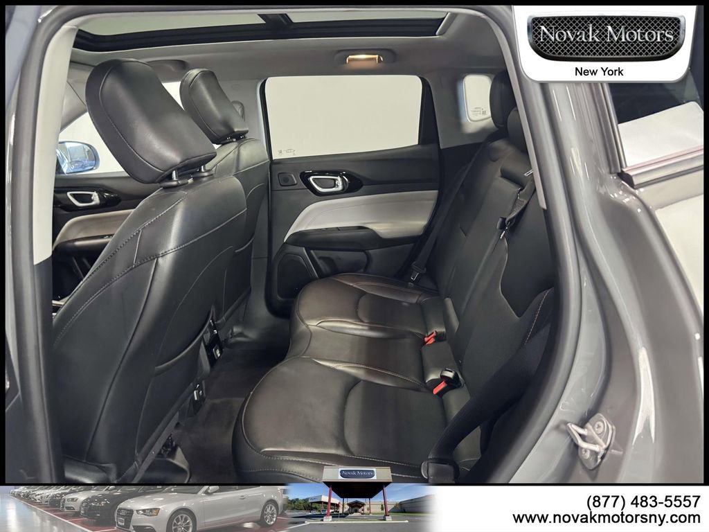 Used 2022 Jeep Compass Limited w/ Sun and Sound Group AWD/4WD image 13