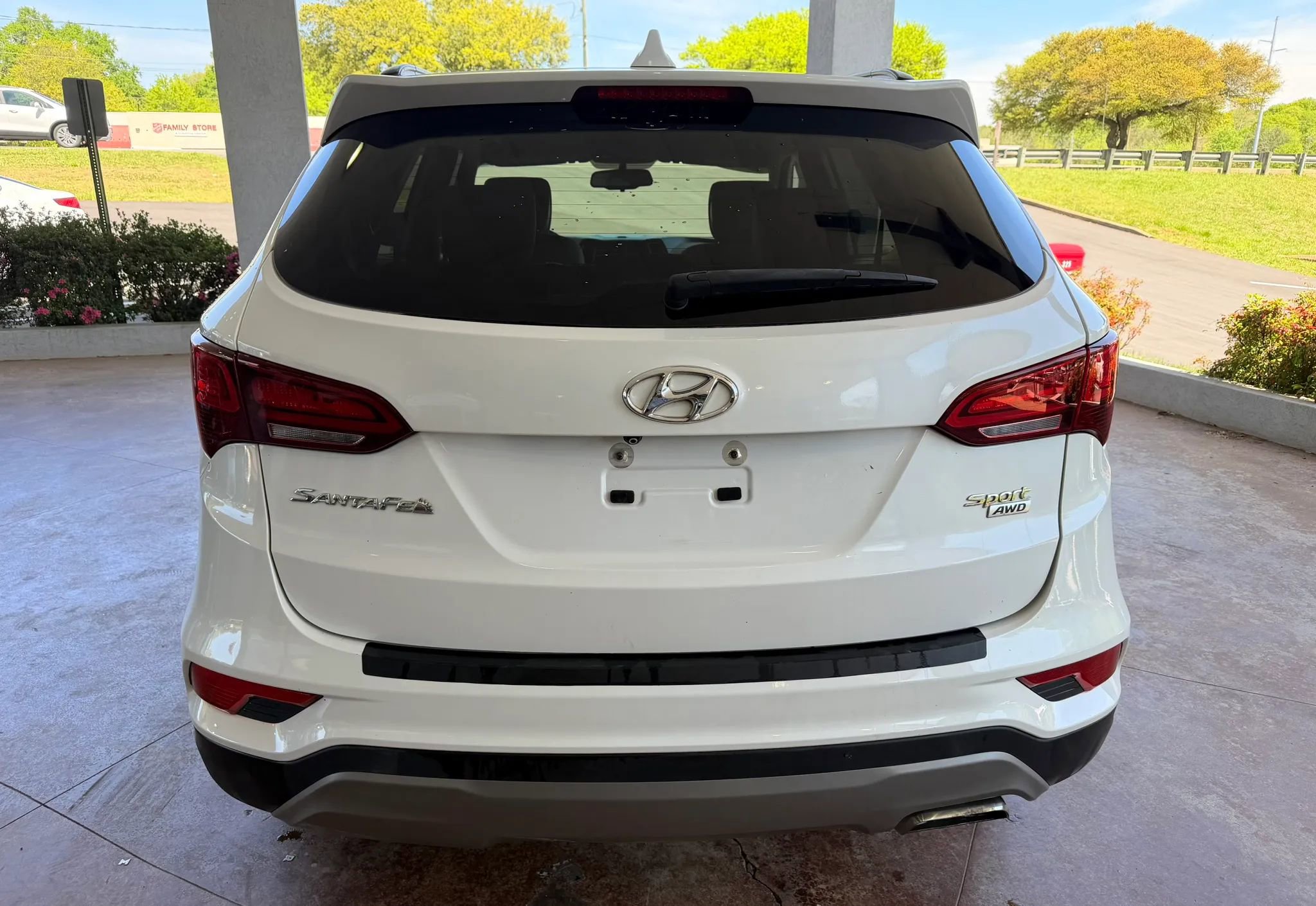 Used 2017 Hyundai Santa Fe Sport AWD/4WD image 5