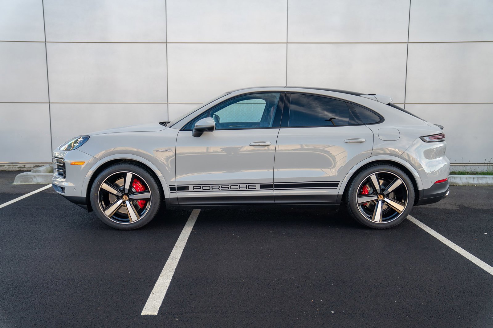 New 2026 Porsche Cayenne S video 2