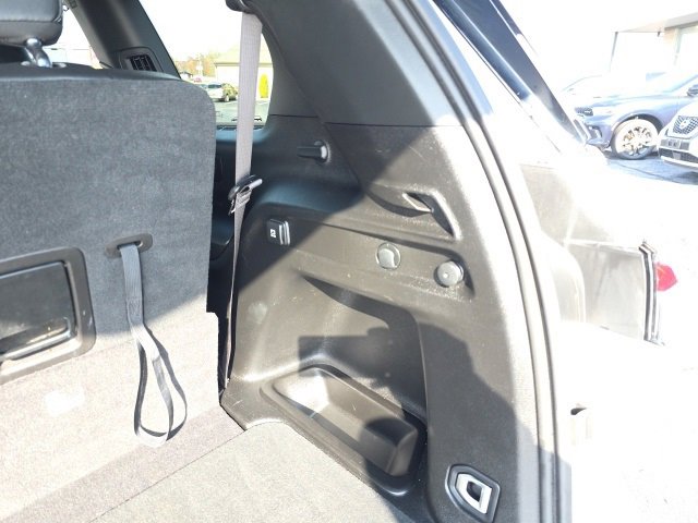 Used 2024 Jeep Grand Cherokee L Limited w/ Luxury Tech Group II image 59