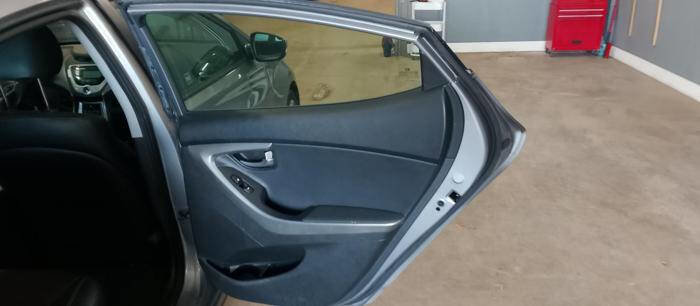 Used 2012 Hyundai Elantra Limited FWD image 29