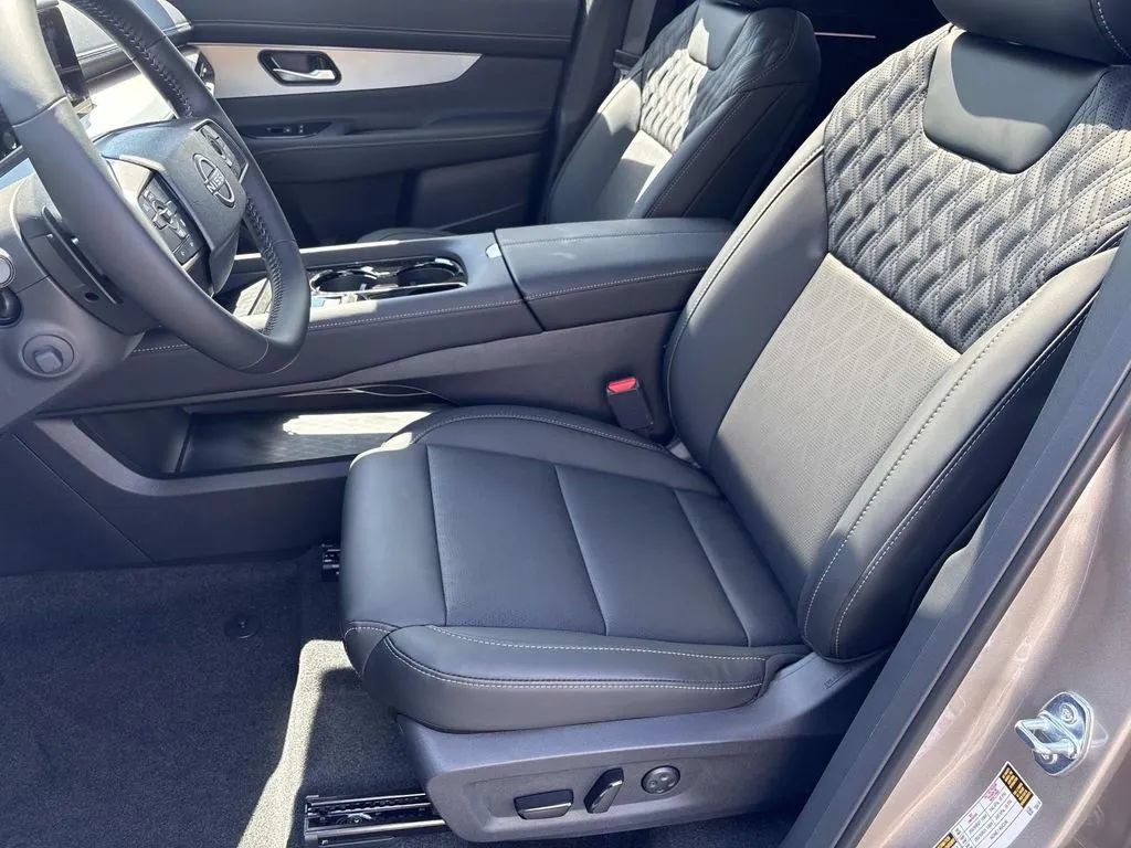 New 2027 Nissan Murano Platinum w/ Cargo Package AWD/4WD image 25