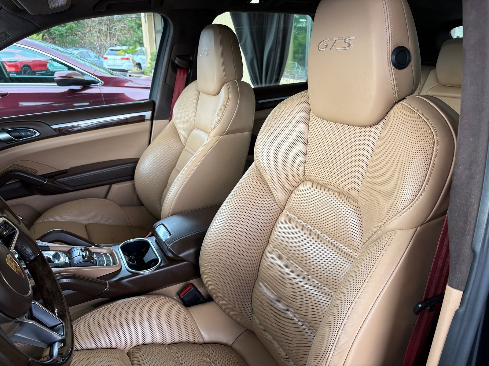 Used 2016 Porsche Cayenne GTS image 19