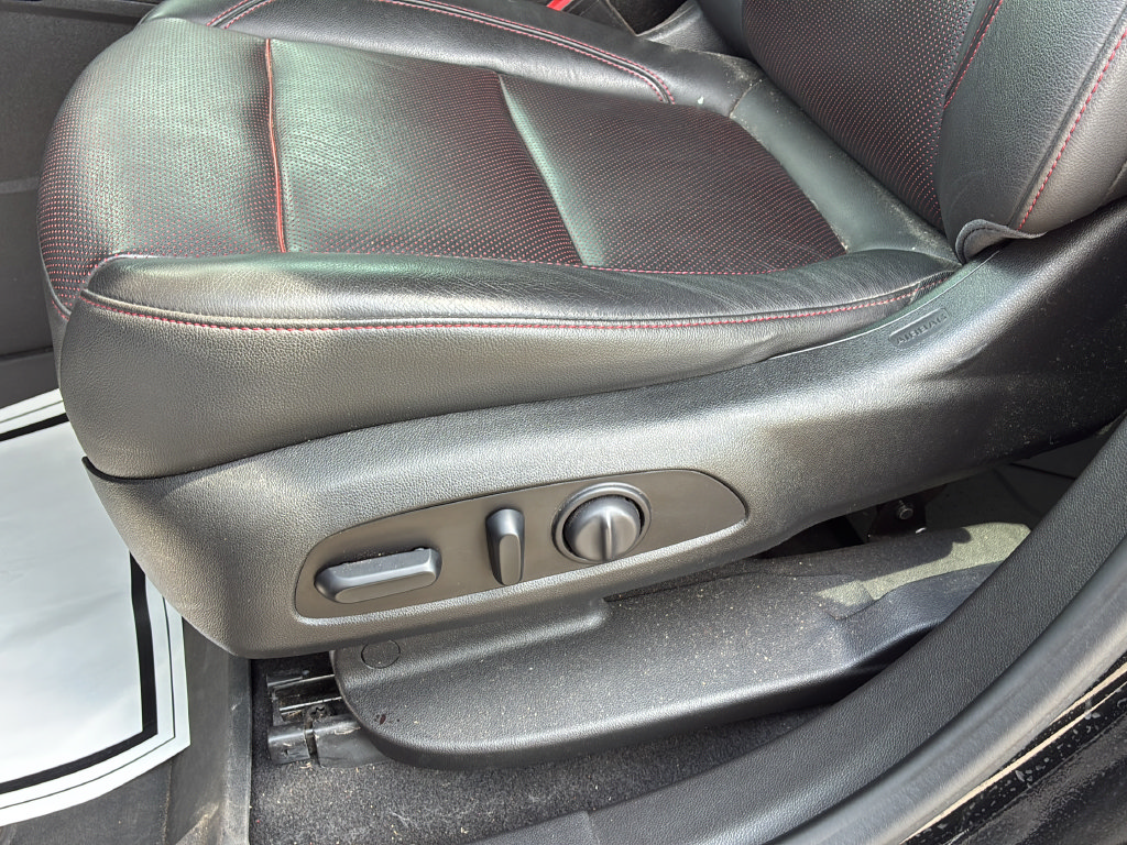 Used 2020 Chevrolet Blazer RS w/ LPO, Floor Liner Package FWD image 23