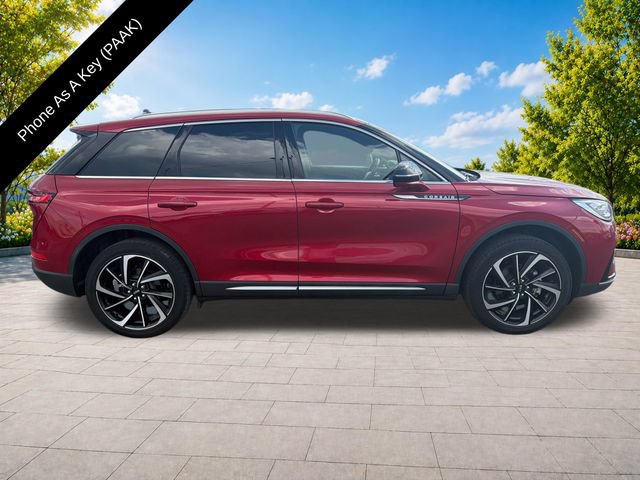 Certified 2024 Lincoln Corsair Reserve w/ Equipment Group 201A AWD/4WD image 9