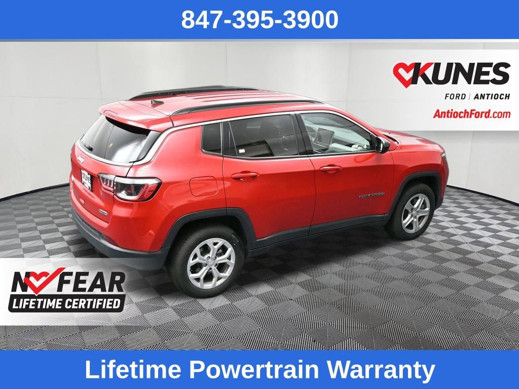 Used 2024 Jeep Compass Latitude w/ Altitude Special Edition image 33