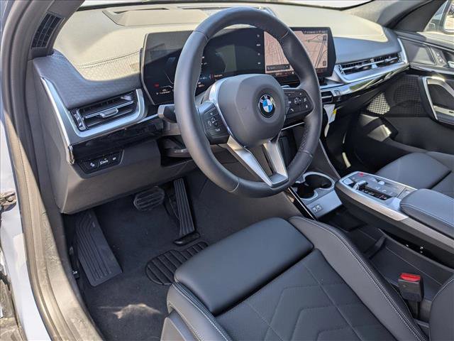 New 2025 BMW X2 xDrive28i w/ Technology Package image 3