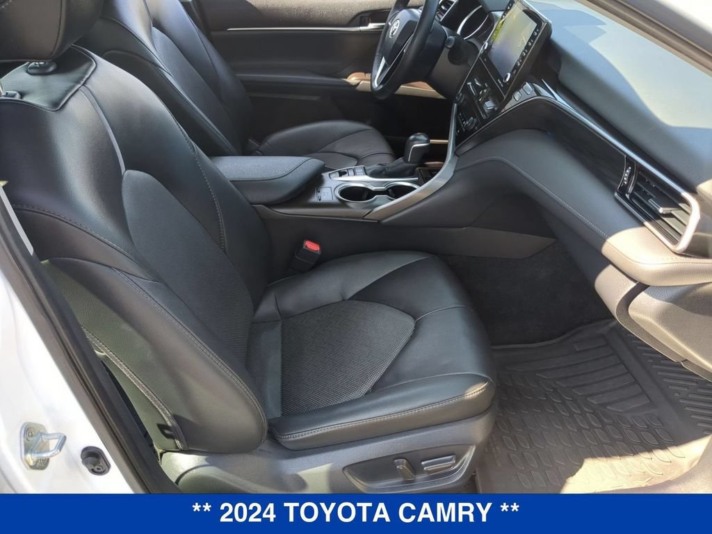 Used 2024 Toyota Camry XLE w/ Cold Weather Package AWD/4WD image 21
