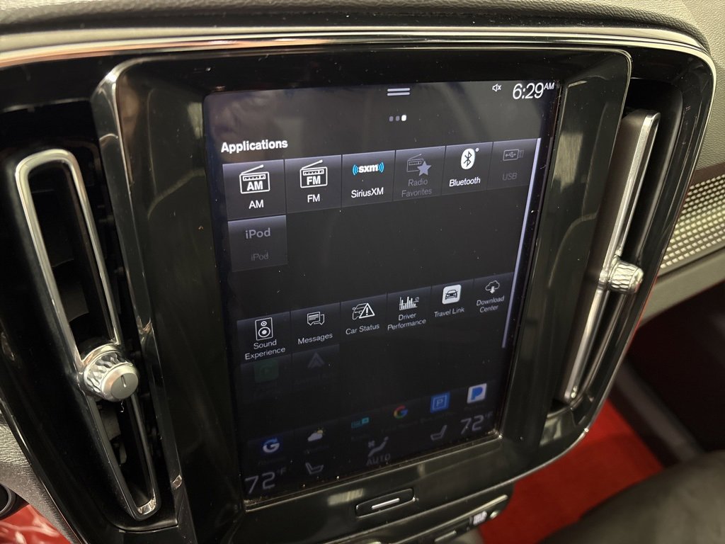 Used 2019 Volvo XC40 T5 R-Design image 25