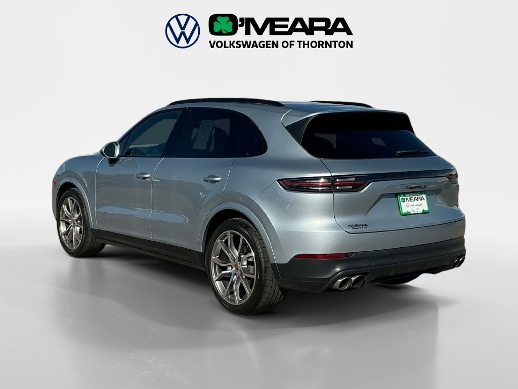 Used 2023 Porsche Cayenne S AWD/4WD image 3