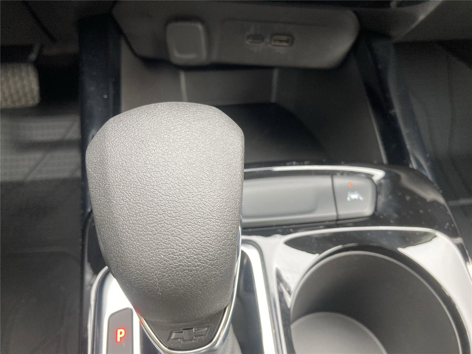 Used 2024 Chevrolet Trax LT w/ Driver Confidence Package image 18