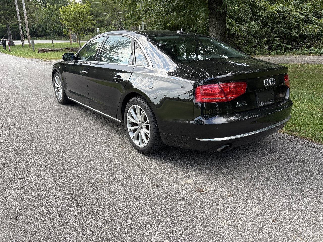 Used 2012 Audi A8 L 4.2 AWD/4WD image 5
