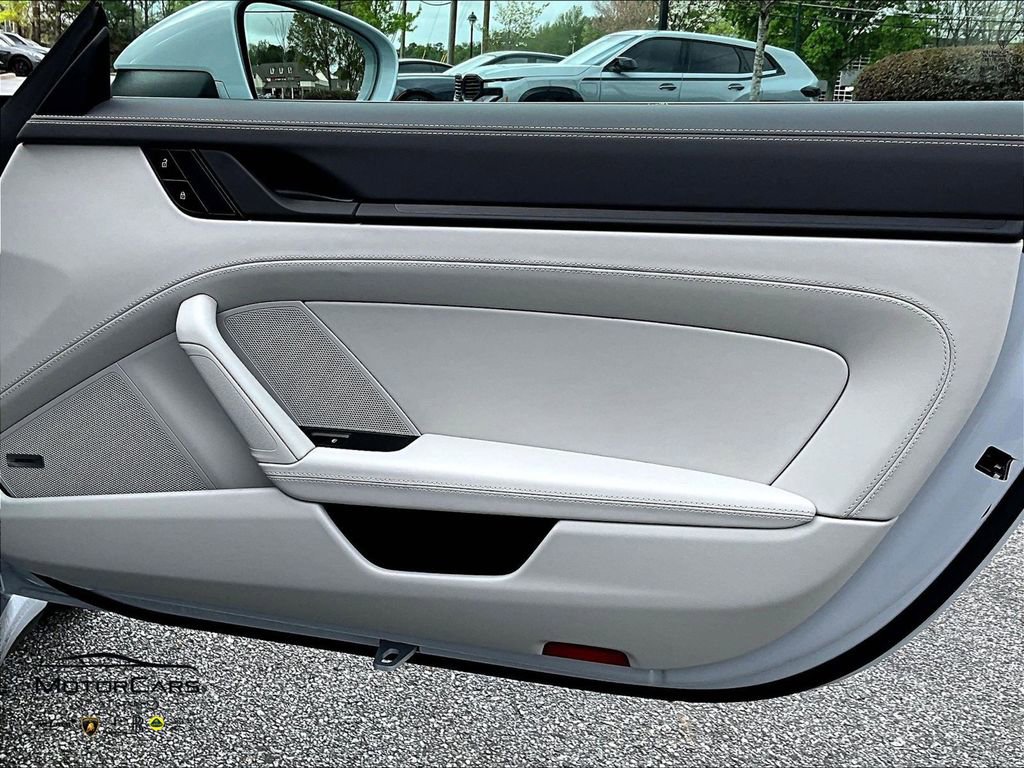 Used 2026 Porsche 911 GTS image 19