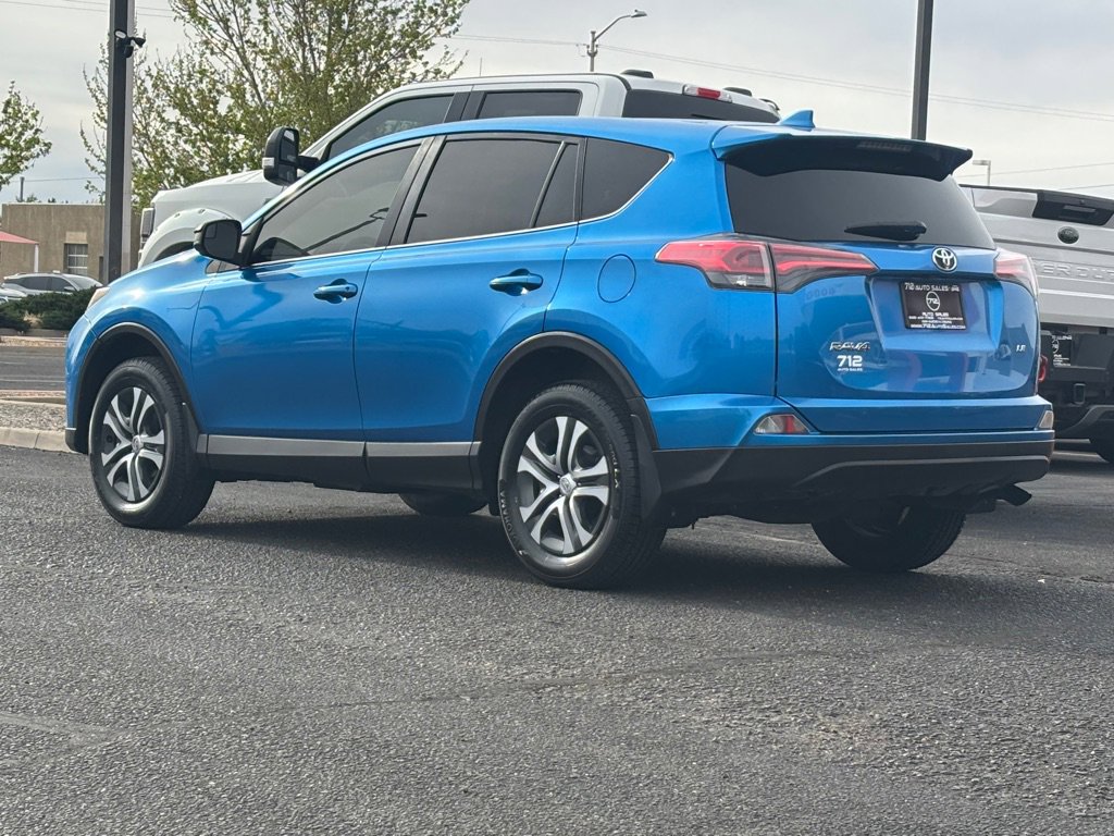 Used 2018 Toyota RAV4 LE w/ All Weather Liner Package image 46