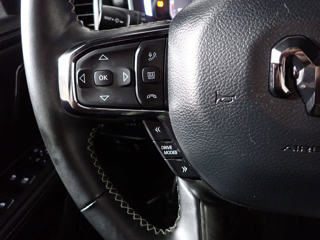 Used 2025 RAM 1500 Limited w/ Trailer Tow Group image 31