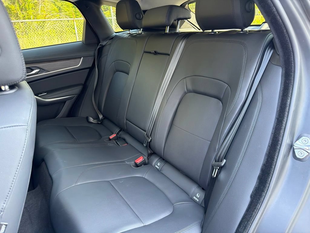 Used 2021 Jaguar F-PACE AWD/4WD image 21