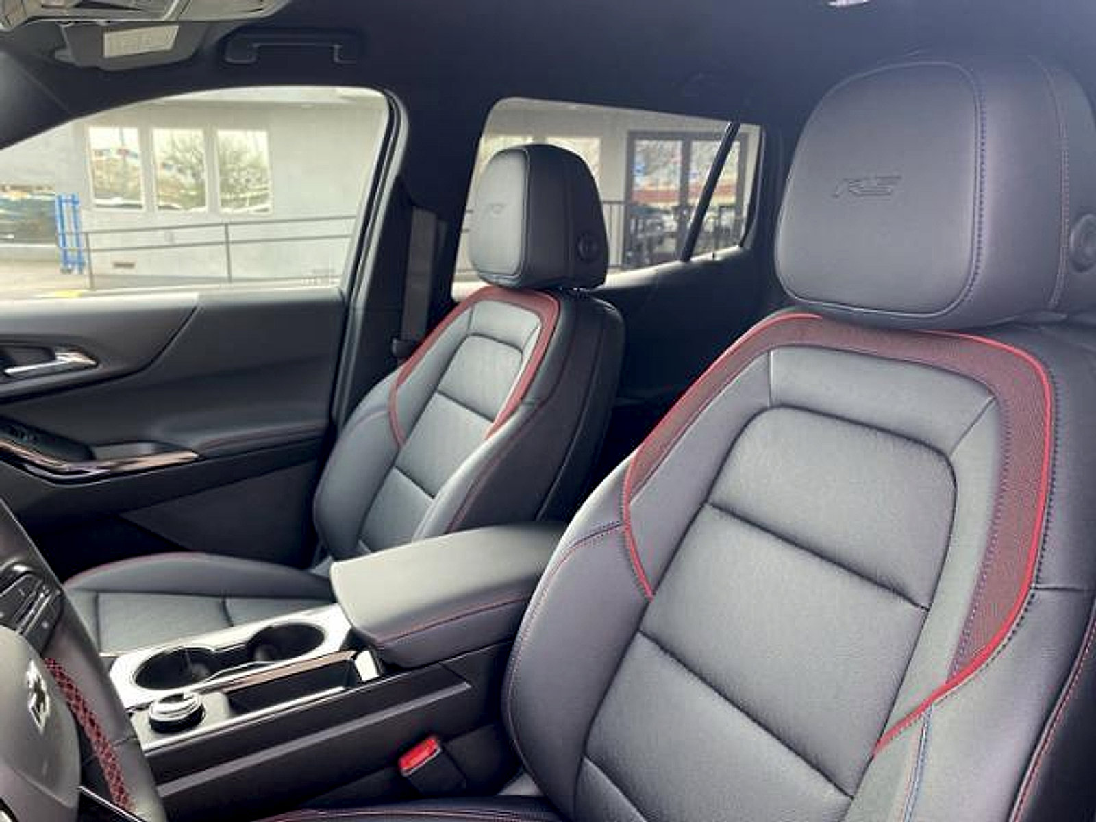 New 2026 Chevrolet Equinox RS w/ Safety and Technology Package FWD image 27