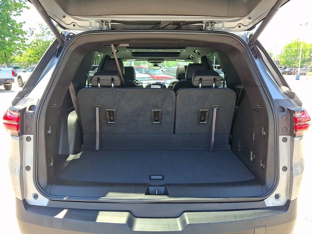 Certified 2023 Chevrolet Traverse RS AWD/4WD image 32