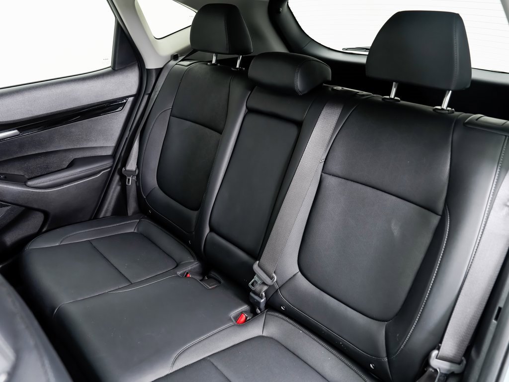 Used 2024 Kia Seltos EX image 24