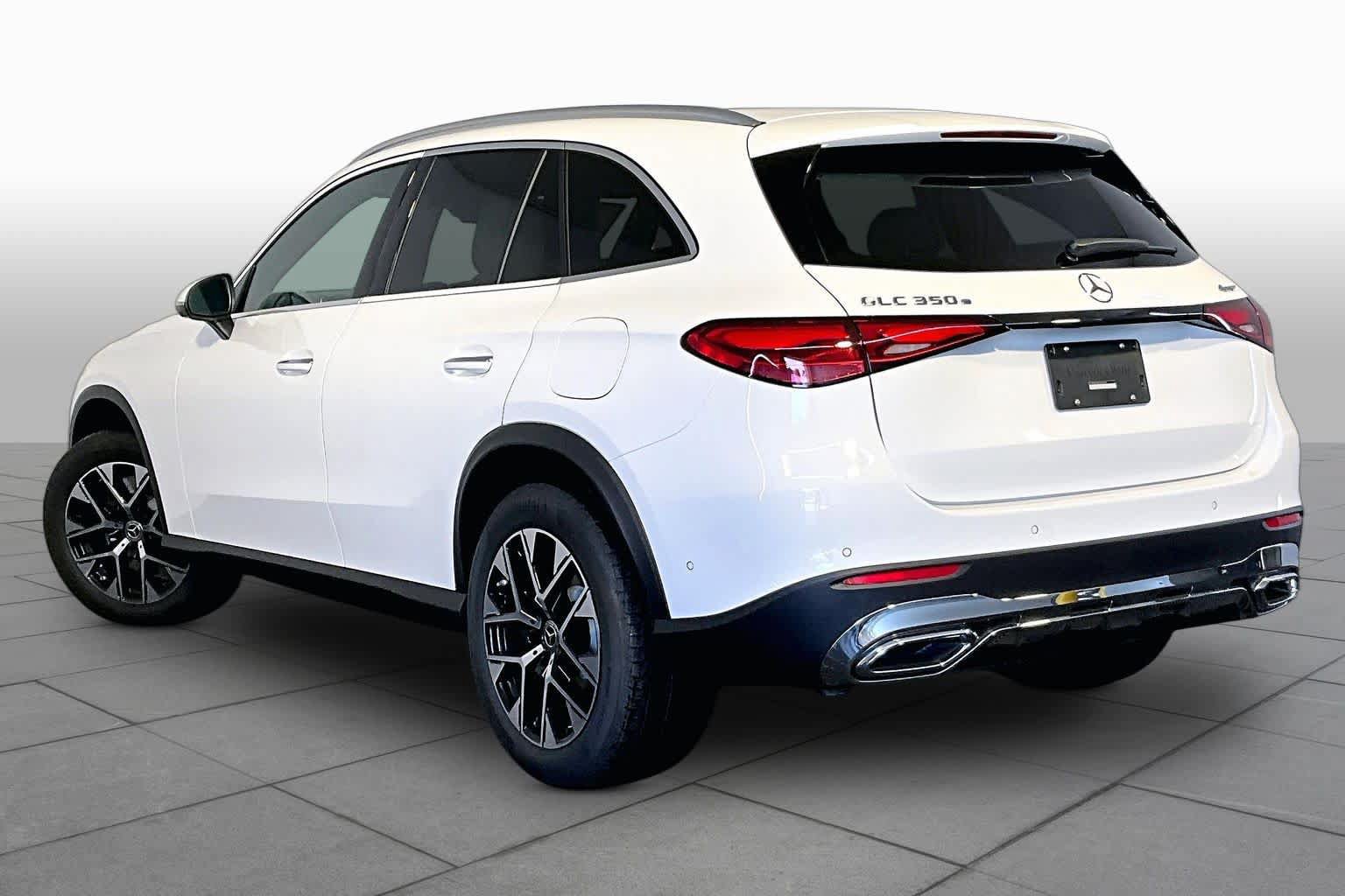 New 2027 Mercedes-Benz GLC 350e 4MATIC image 3