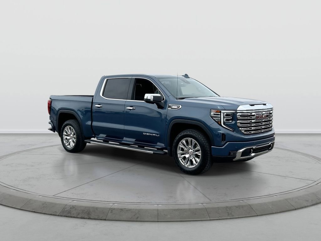 Used 2026 GMC Sierra 1500 Denali w/ Technology Package AWD/4WD image 2