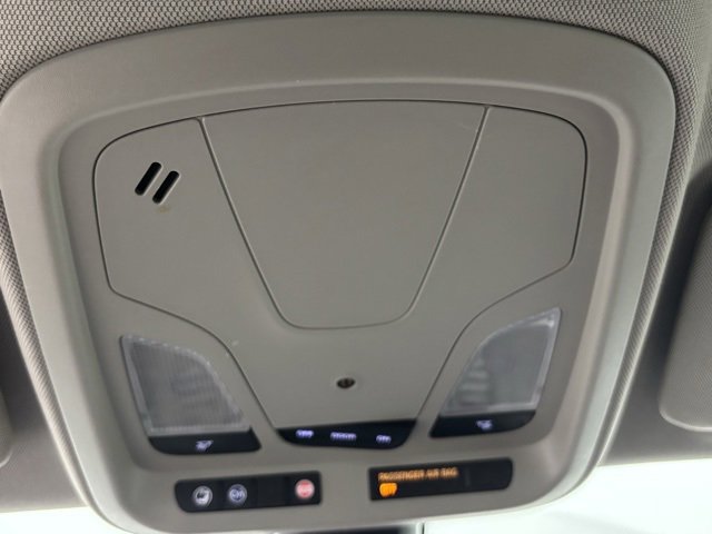 Used 2017 Chevrolet Impala LT image 27