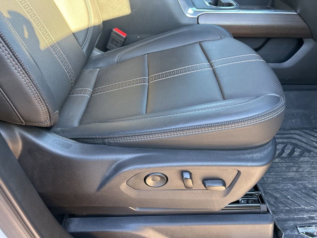 Used 2025 Chevrolet Silverado 2500 High Country w/ Technology Package AWD/4WD image 49