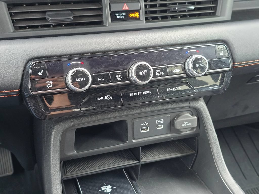 Used 2023 Honda Pilot TrailSport image 27