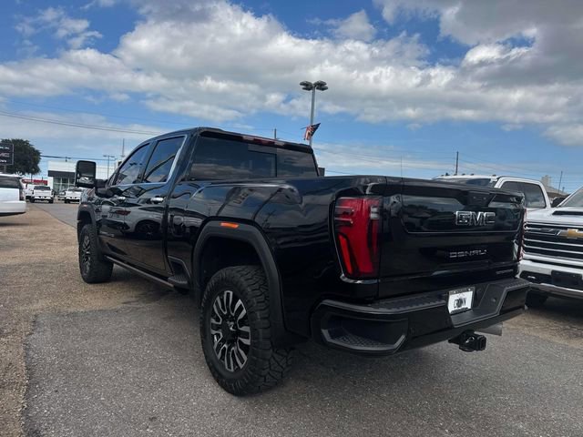 Used 2025 GMC Sierra 2500 Denali Ultimate image 9