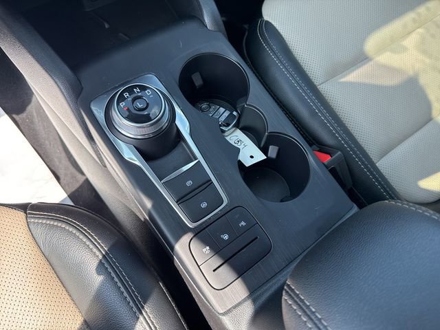 Used 2022 Ford Escape Titanium w/ Titanium Elite Package image 26