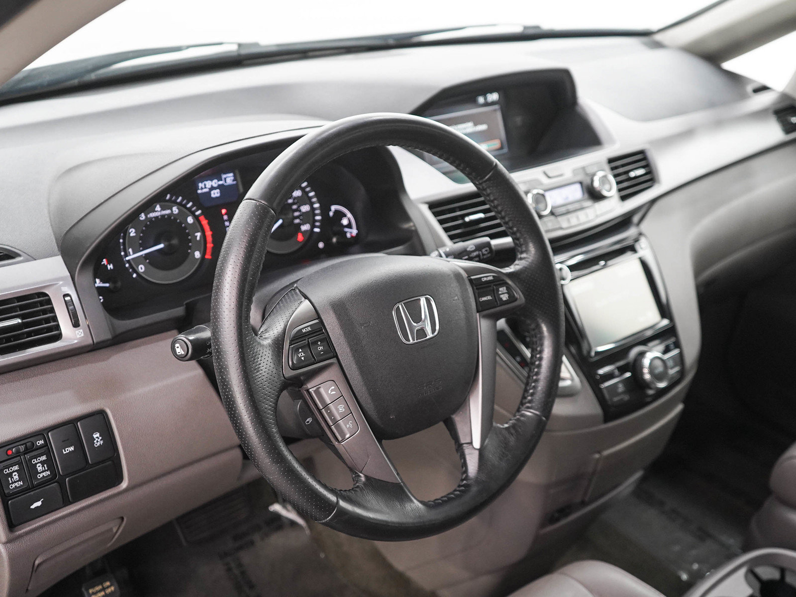 Used 2015 Honda Odyssey EX-L image 24
