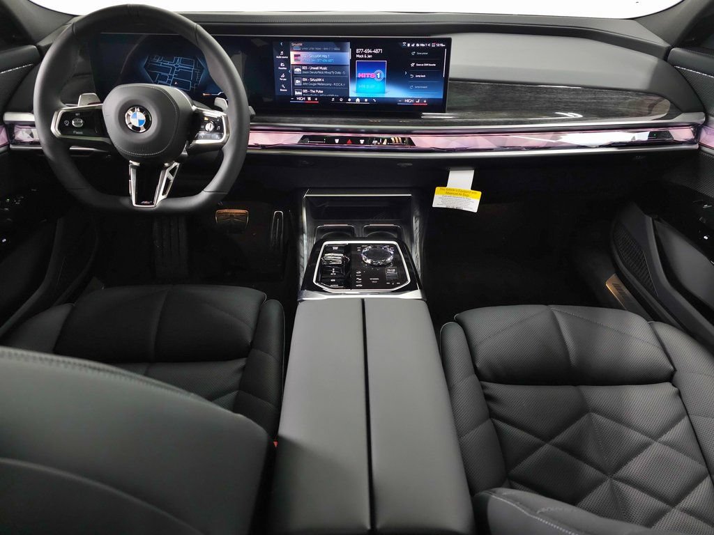 Used 2026 BMW 740i xDrive AWD/4WD image 8