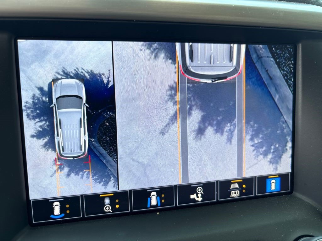 Certified 2023 GMC Acadia Denali w/ Denali Ultimate Package FWD image 25